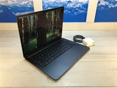 Portátil Apple MacBook Air M3 de 13 pulgadas (2024)